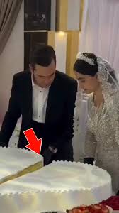 This Couple Makes A Heart Cake Together