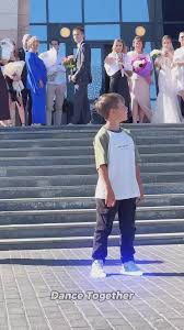 TEACHING SHUFFLE ⭐️ LITTLE BOY DANCING !! 😱 ASTRONOMIA TUZELITY NEON MODE 😎💥