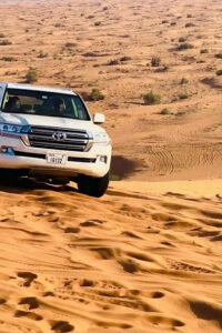 Queen in desert safari Dubai