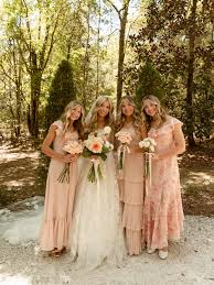 Bride’s recreated old photos with her bridesmaids/besties